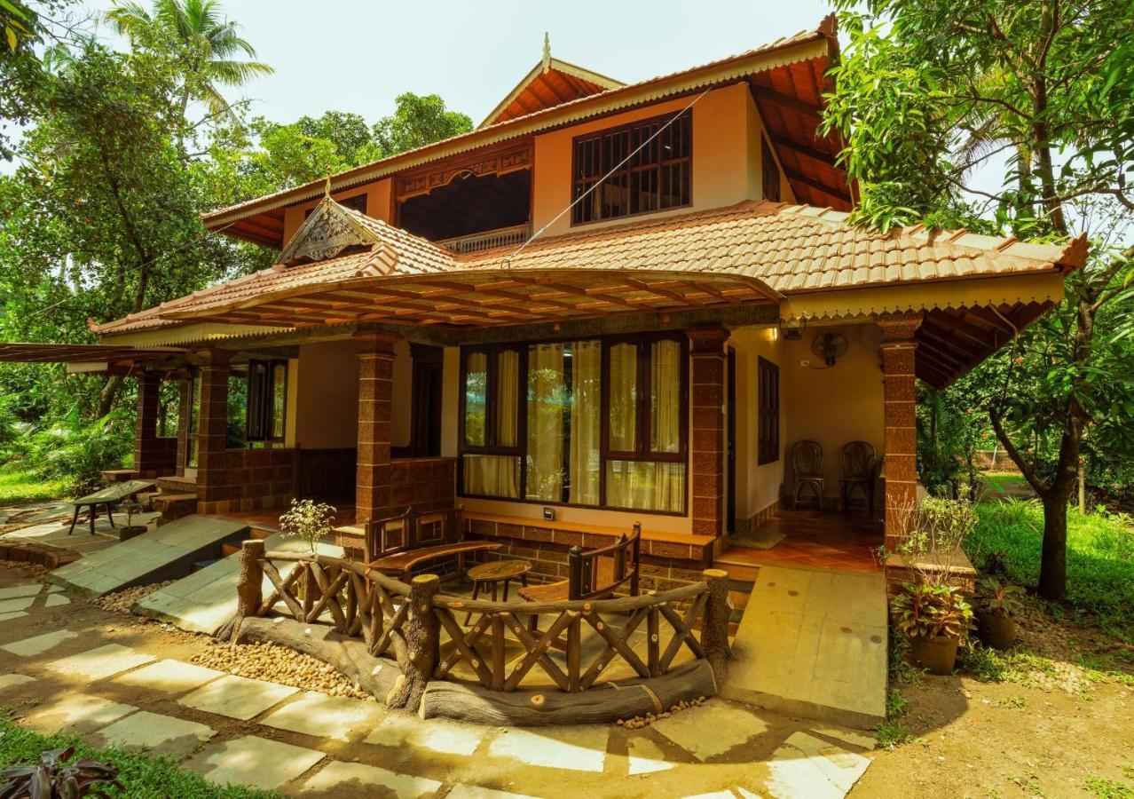 Neelambari Resorts Urakam Extérieur photo